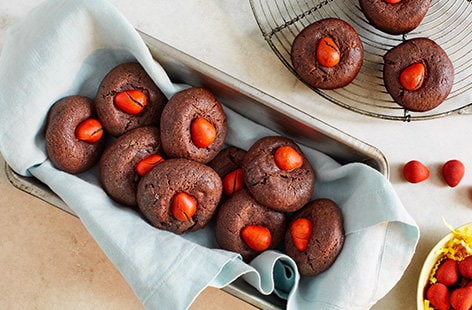 Image of "Mini egg chocolate orange cookies"