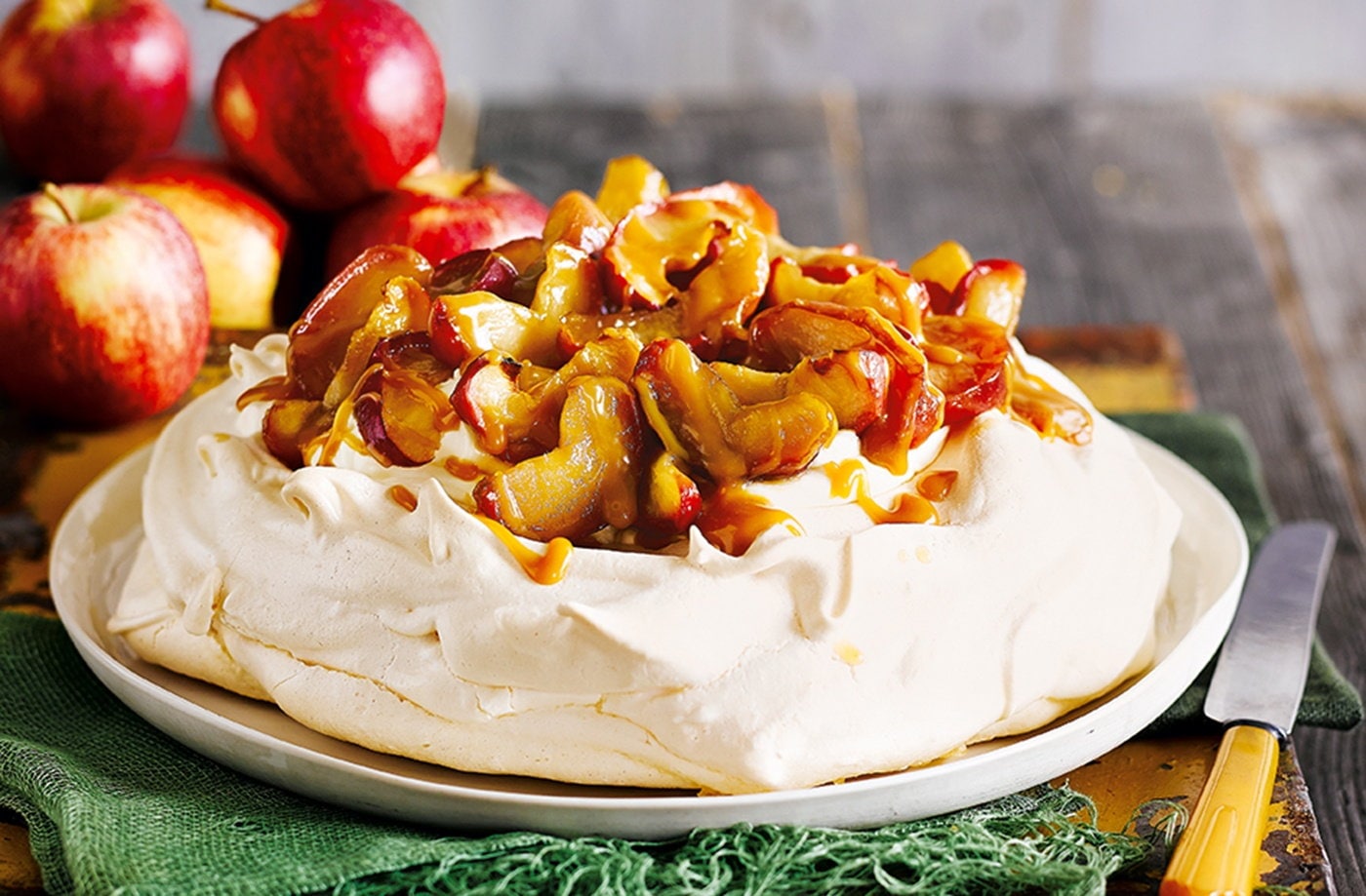 Autumn apple Pavlova