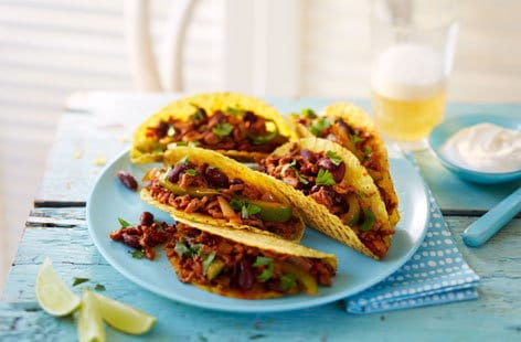 Image of "Tacos filled with chilli"