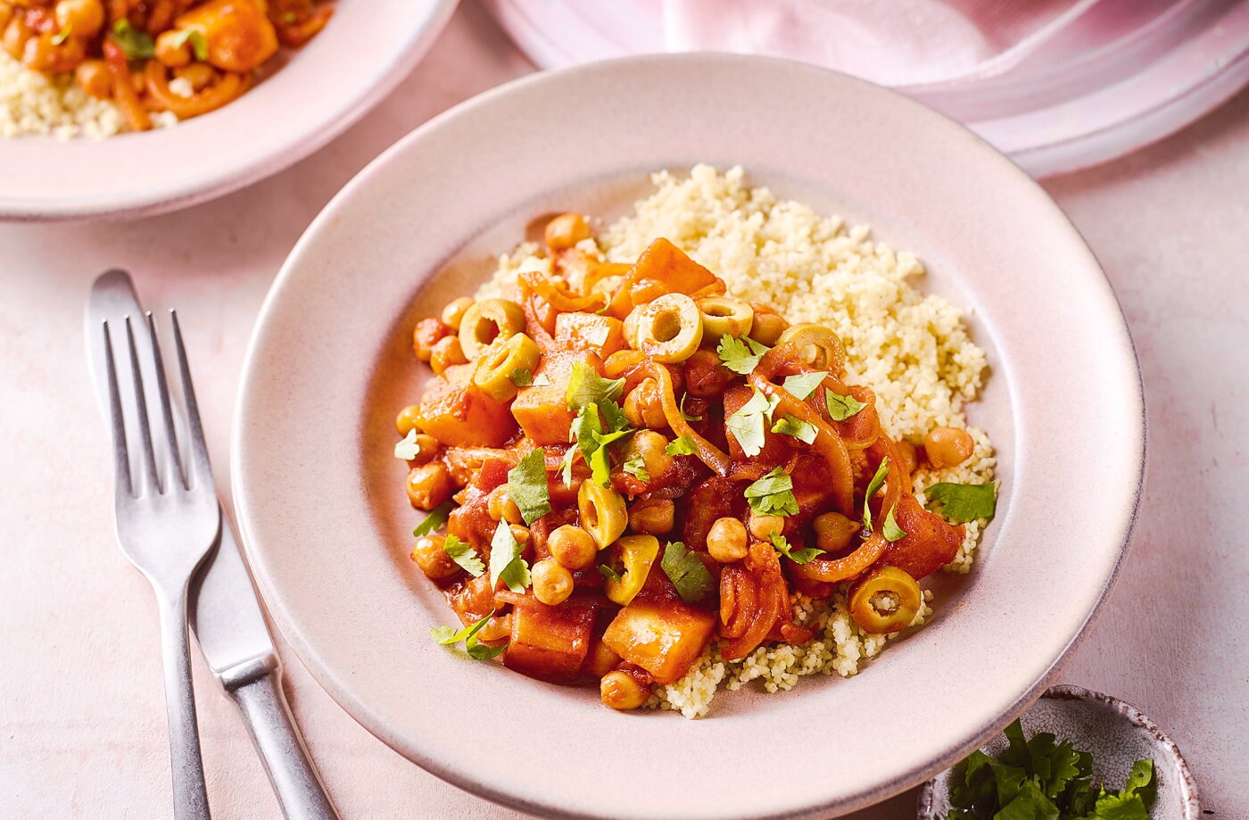 Chickpea and apricot tagine