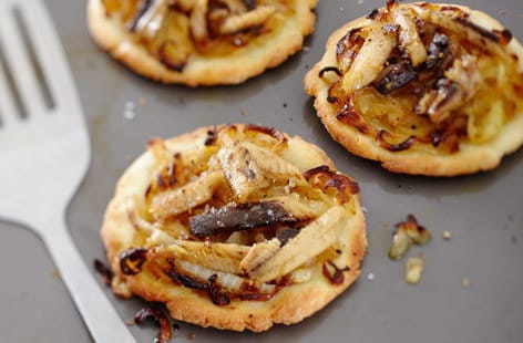 Image of "Gluten-free sardine mini pizzas"