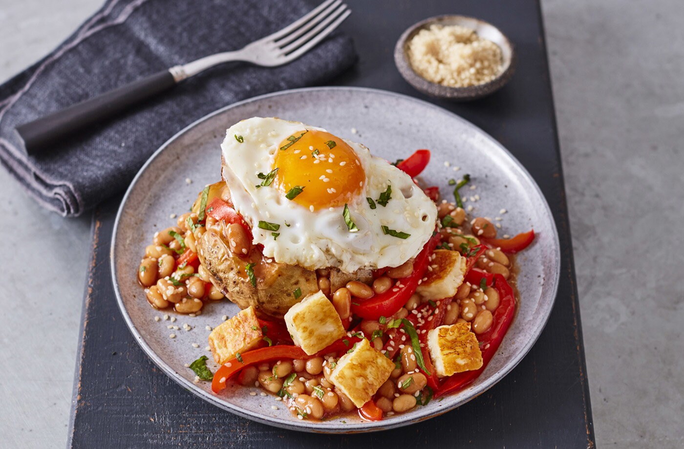 Veggie brunch jacket potatoes