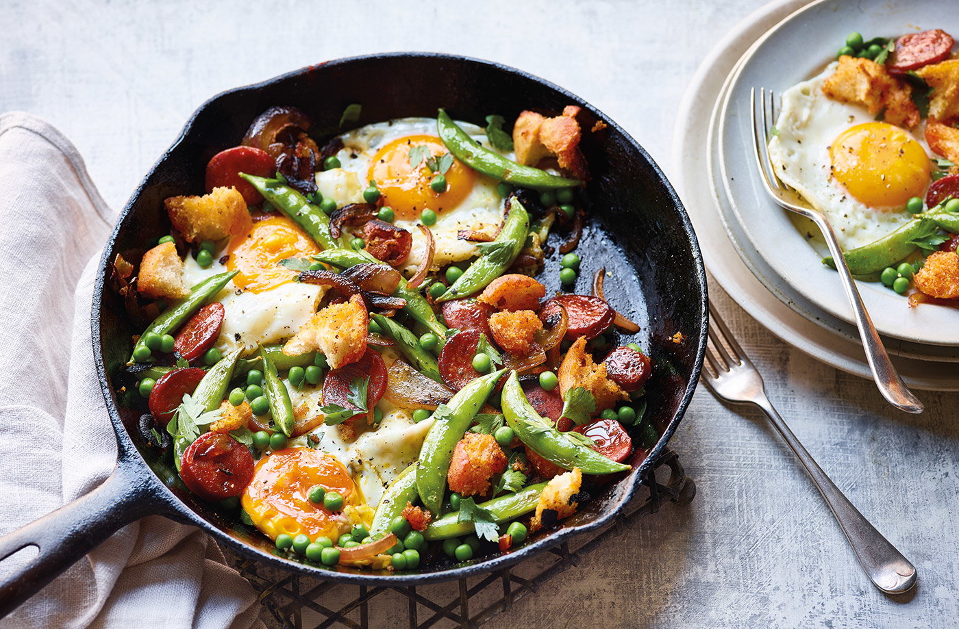 Chorizo and pea hash