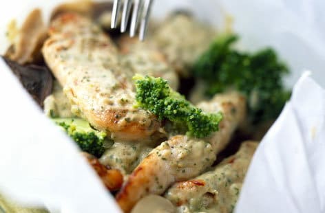 Image of "Creamy chicken with pesto"