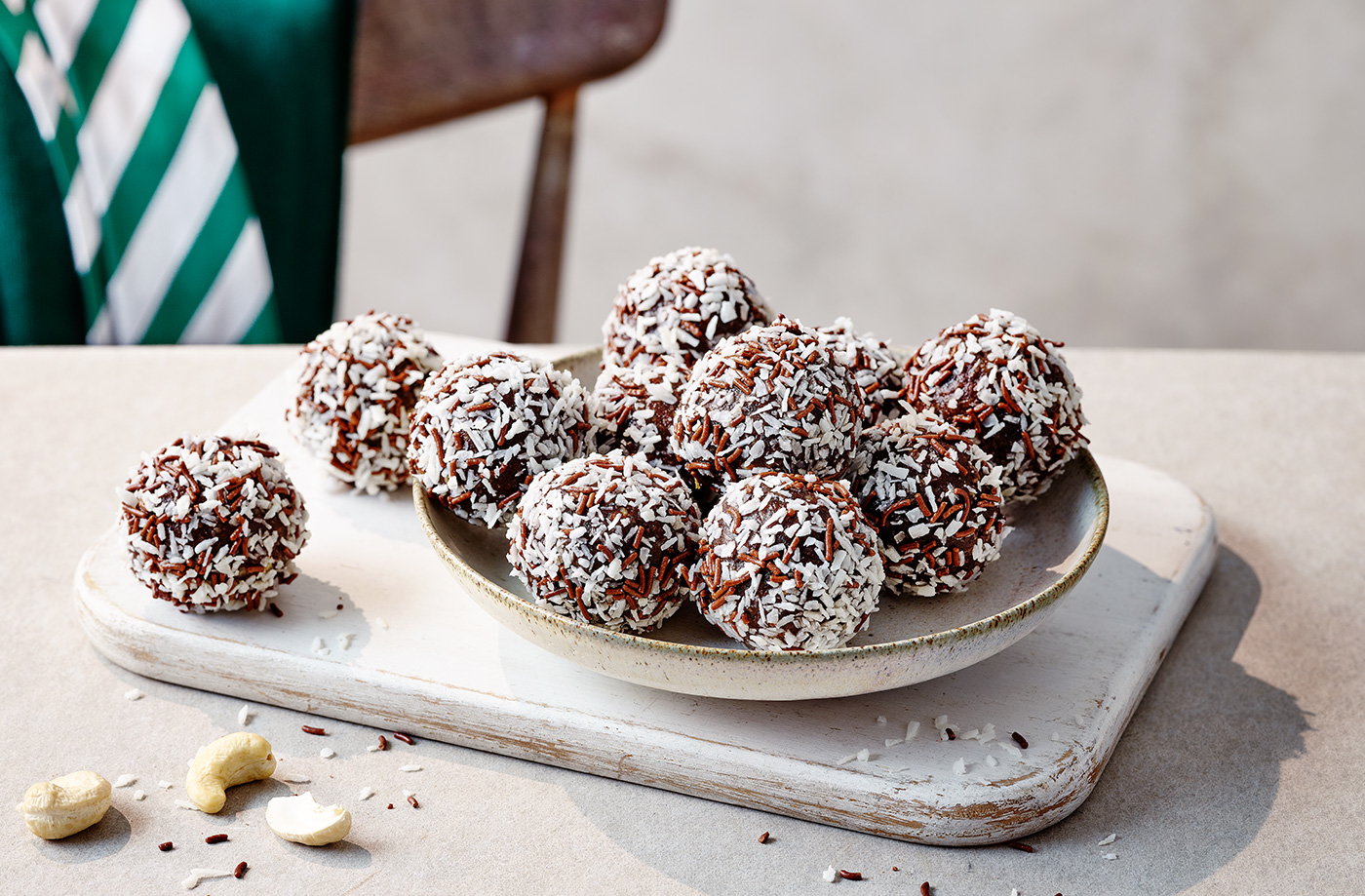 Nutty chocolate energy balls