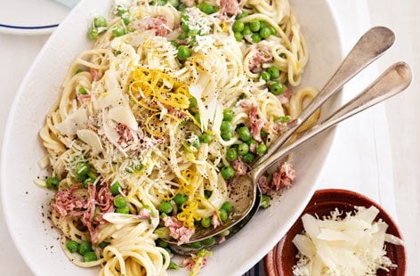 Image of "Ham and pea carbonara"