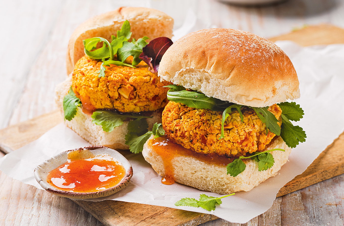 Carrot and butter bean burgers