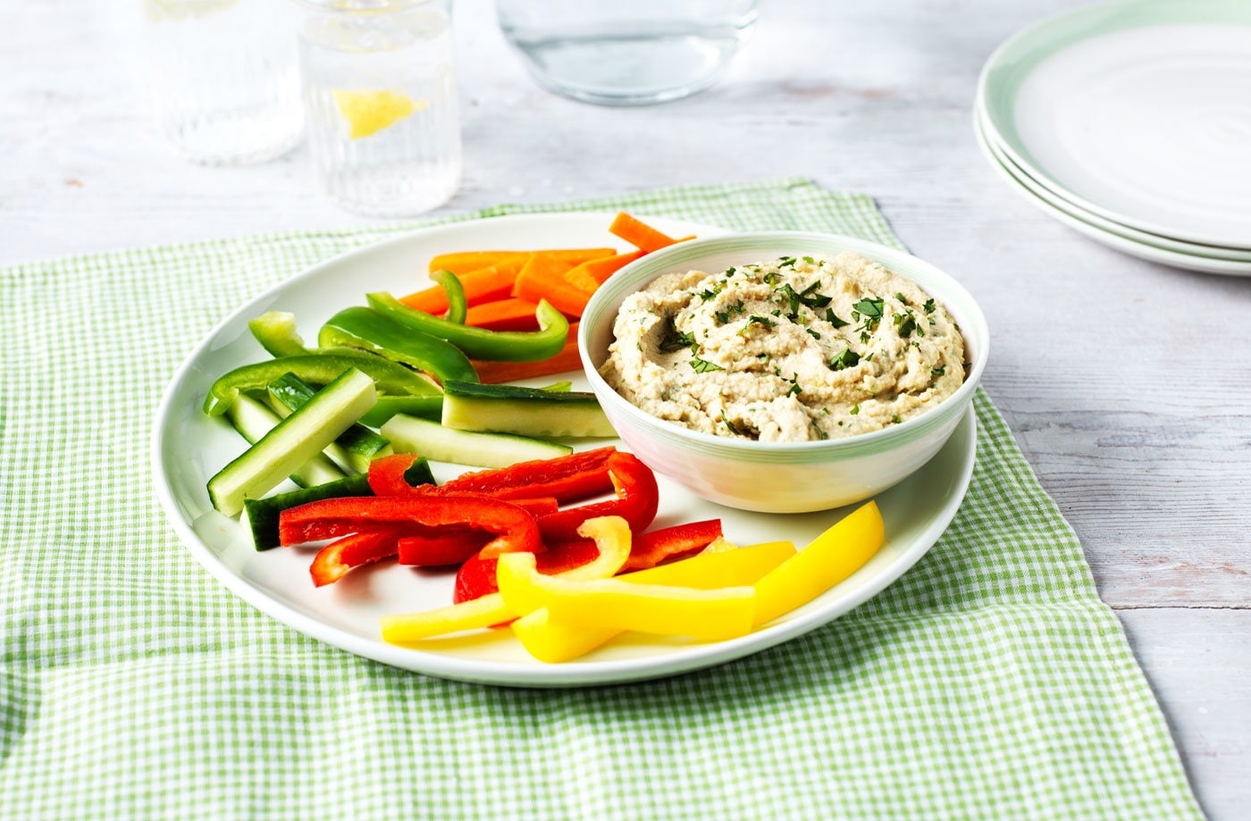 Garlic, lime and chickpea dip