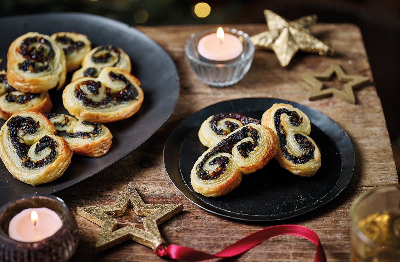 Caramelised onion and spinach palmiers