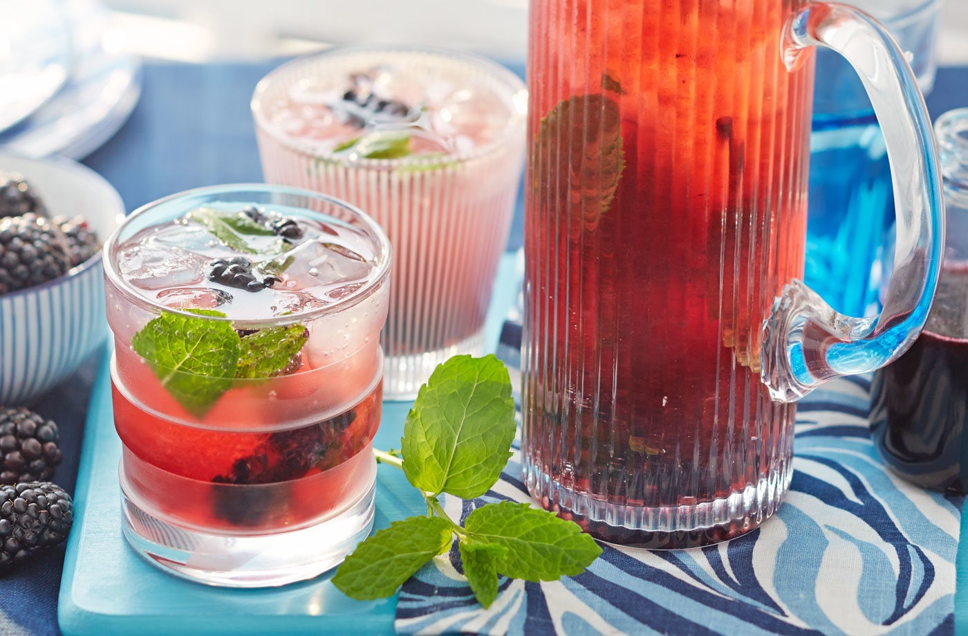 Blackberry shrub cocktail