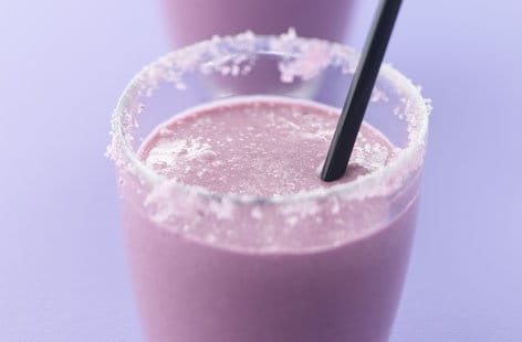 Image of "Blackberry and coconut smoothie"