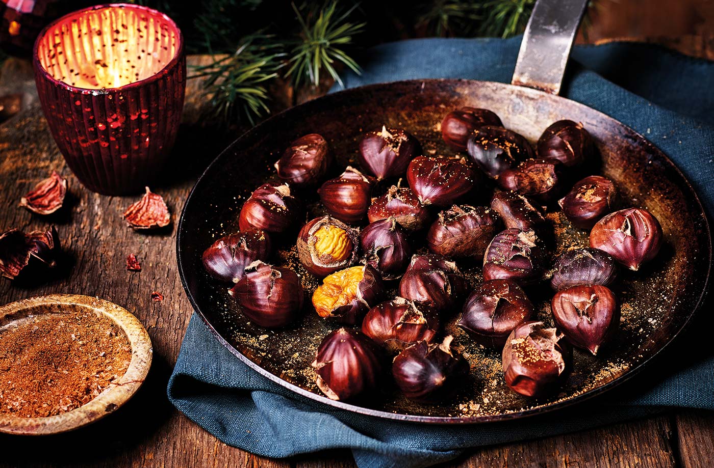 Roasted chestnuts with sugar and spice salt