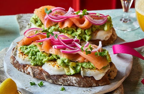 Festive smoked salmon on toast