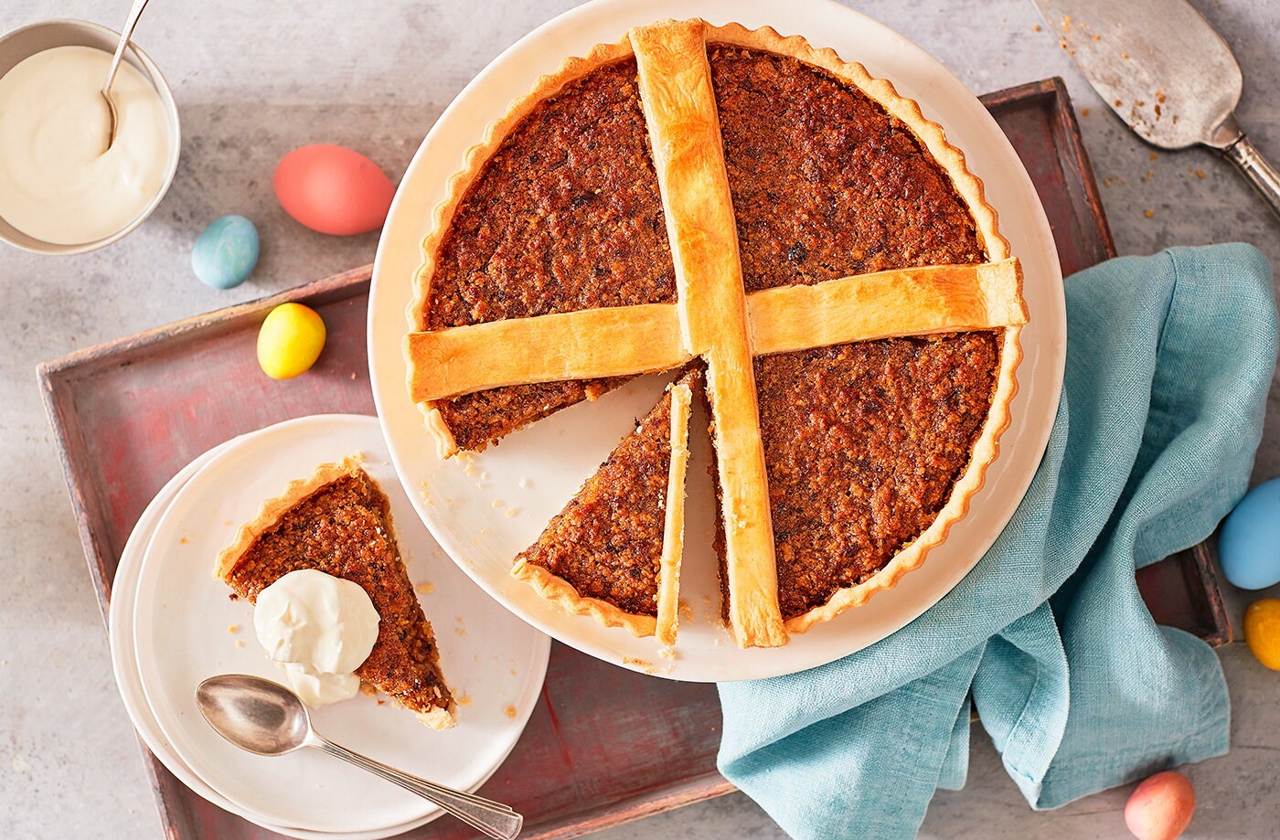 Hot cross bun treacle tart
