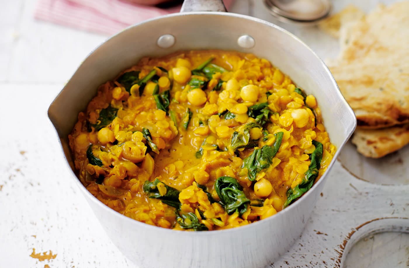 Spinach and chickpea coconut dhal