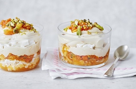 Image of "Papaya and passion fruit mess"