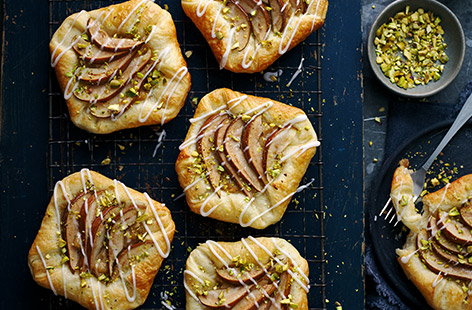 Image of "Pear and cinnamon custard Danish pastries"