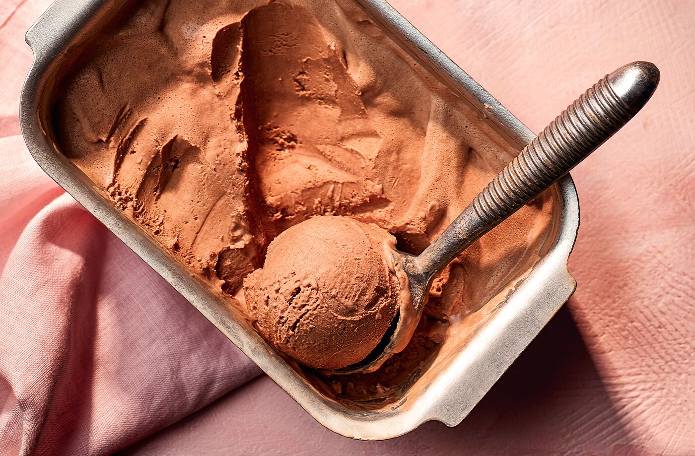 1400x919_No-churn-chocolate-ice-cream