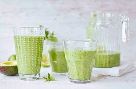 Image of "Avocado, lime and spinach smoothie"