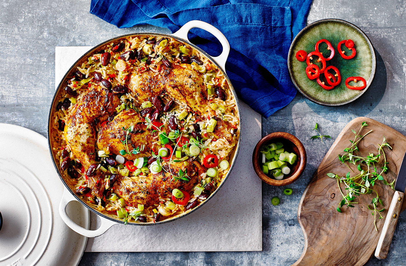 Spicy chicken, rice and peas bake