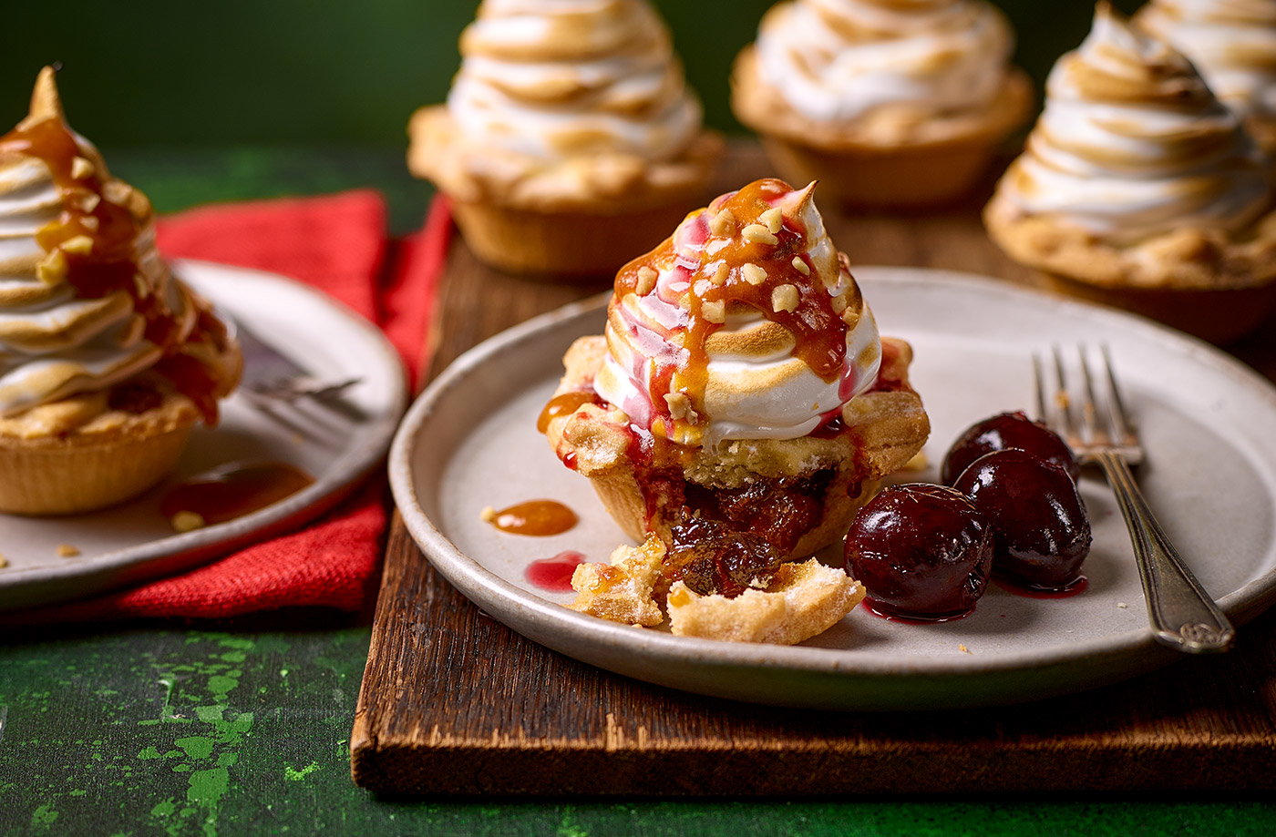 Meringue-topped mince pies