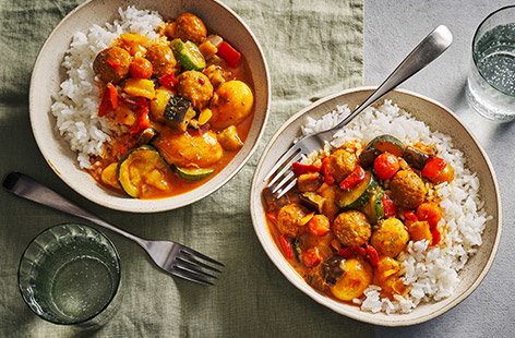 Image of "Thai red meatball curry"