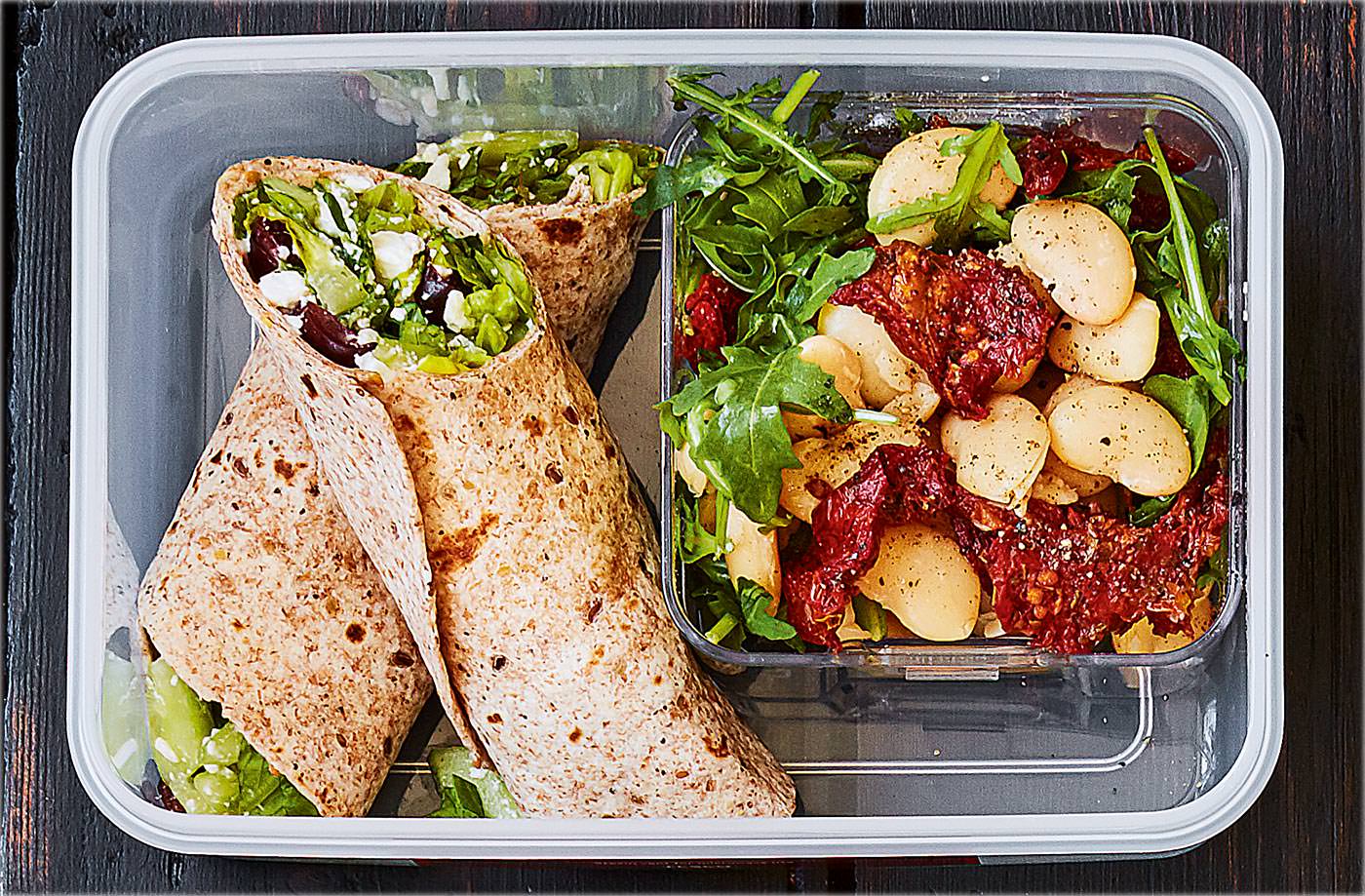 Greek salad wraps