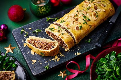 Image of "Air-fryer mushroom and nut strudel"