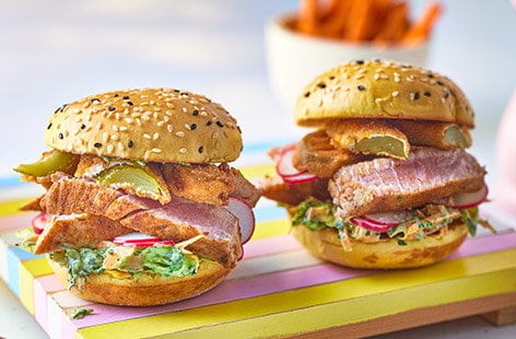 Image of "Fatti's tuna burgers with fried pickles"