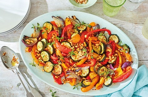 Image of "Roasted pepper and courgette salad"