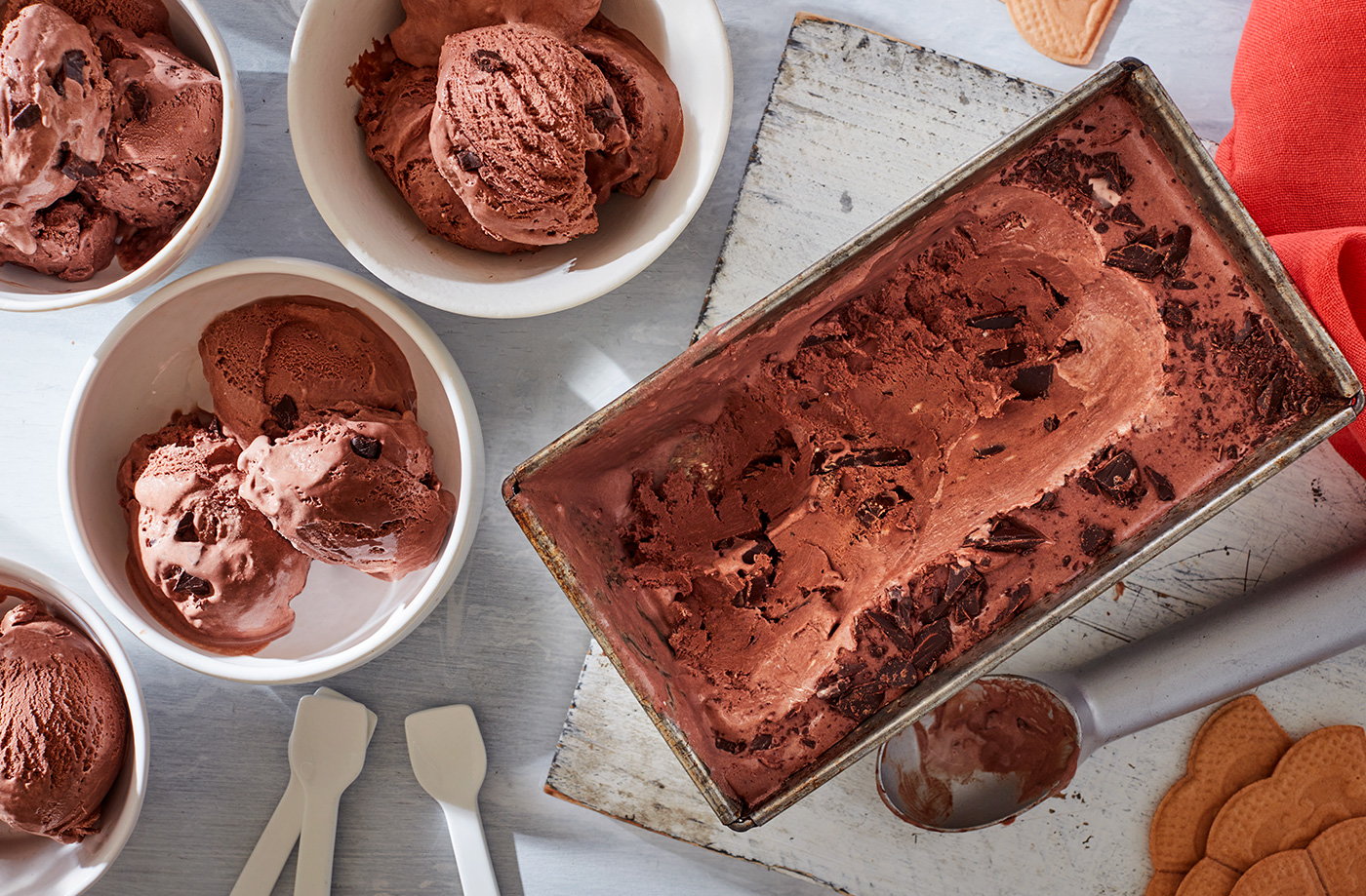 No-churn chocolate ice cream 