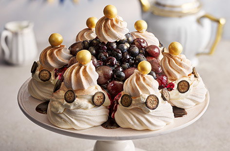 Image of "Pavlova crown"