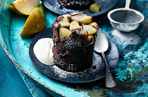 Image of "Five-minute chocolate and pear mug cakes"