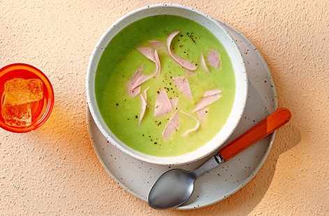 Image of "Pea, leek and ham soup"