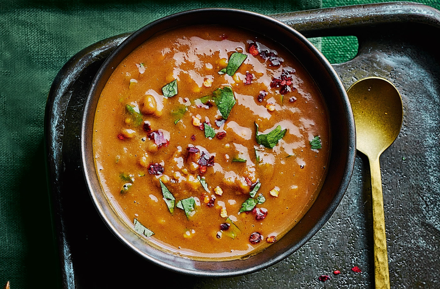 Sweet and spicy peanut dressing