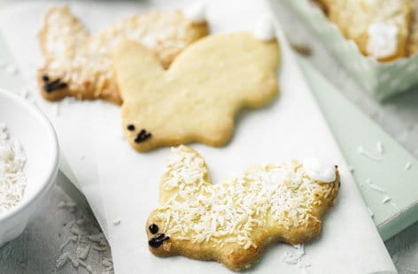 Image of "Easter bunny biscuits"