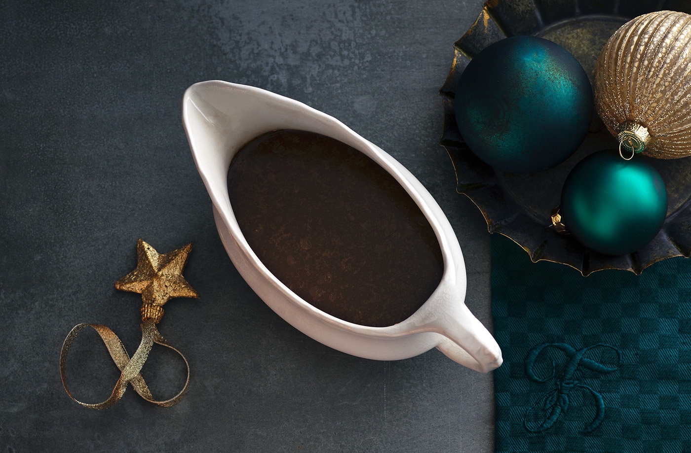 Merlot and redcurrant gravy