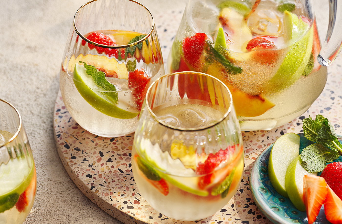 White wine sangria
