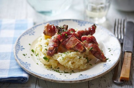 Image of "Stuffed lamb's liver wrapped in bacon with olive oil mash"