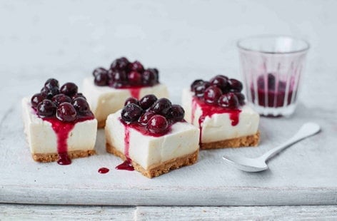 Image of "Dairy-free cheesecake-style bars"