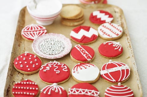 Image of "Biscuit baubles"
