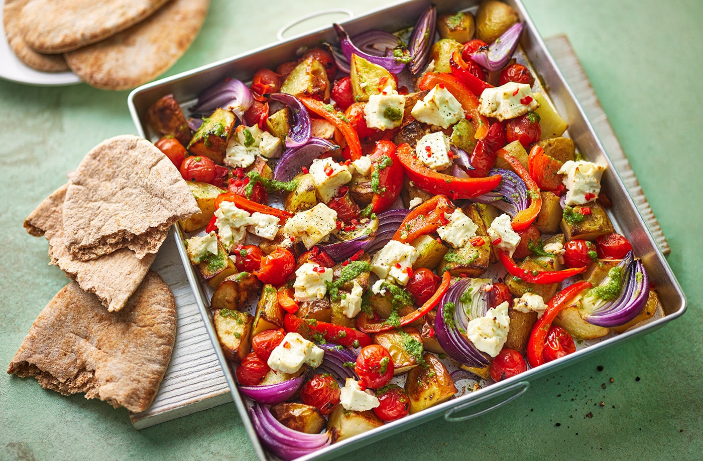 Mediterranean traybake