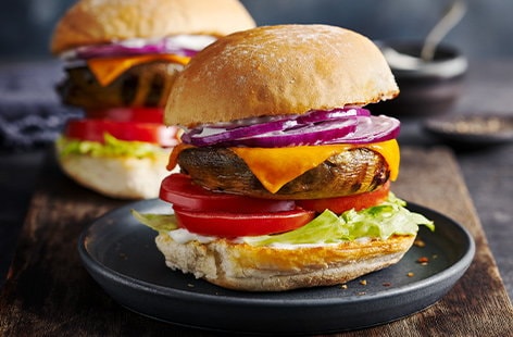 Image of "Balsamic and garlic mushroom burgers"