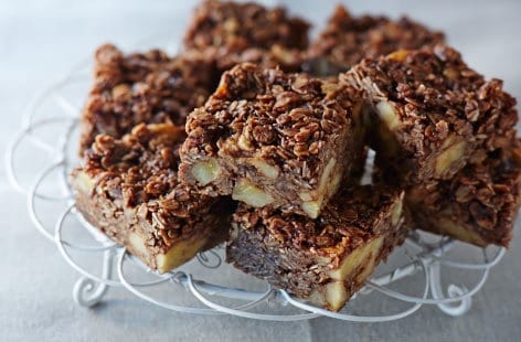 Image of "Banana and cocoa flapjacks"