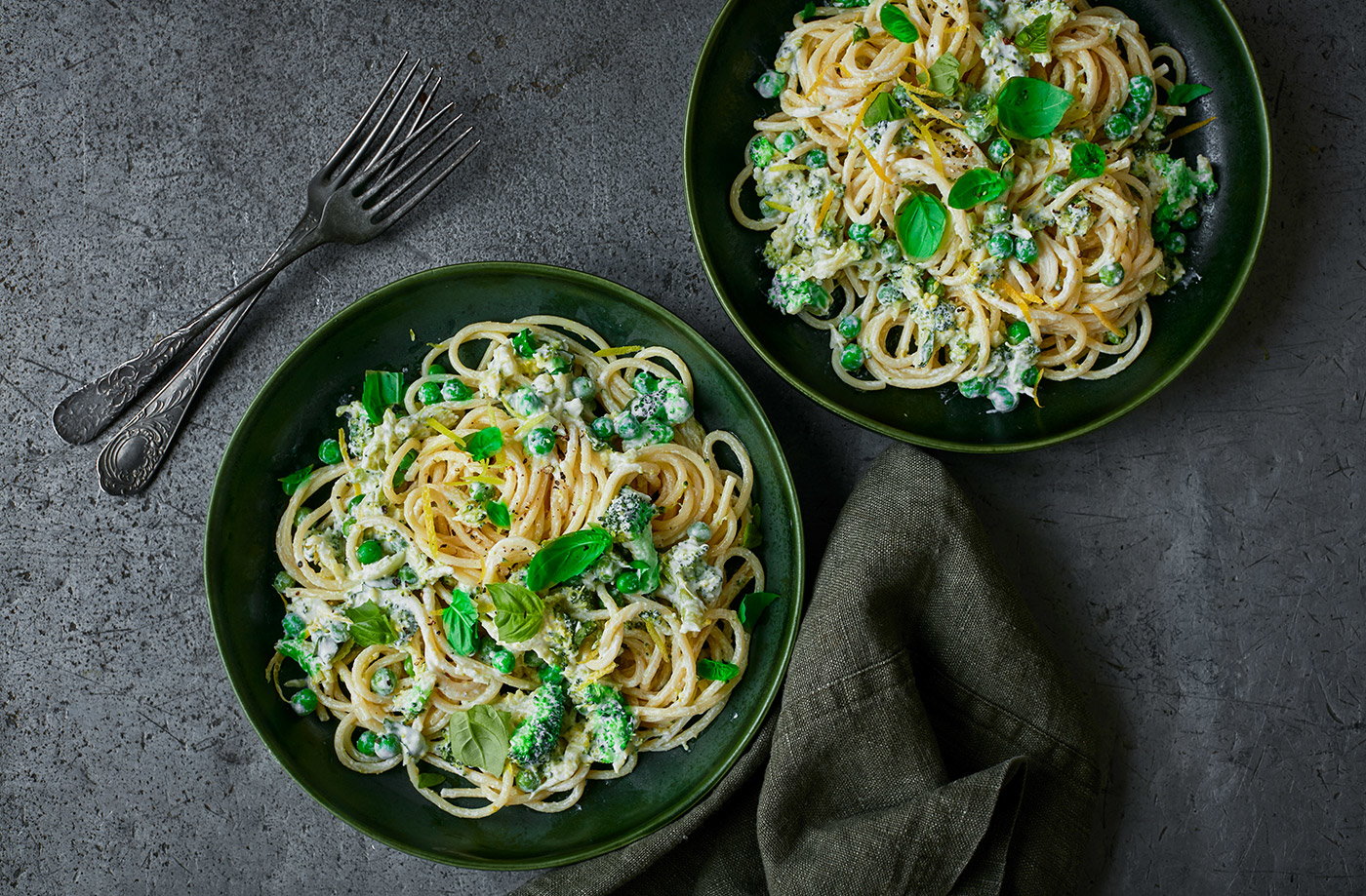 Zesty ricotta and broccoli spaghetti