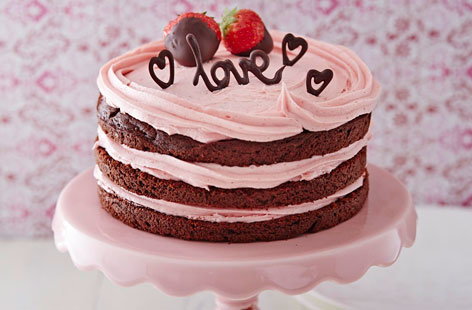 Image of "Naked chocolate Valentine cake"