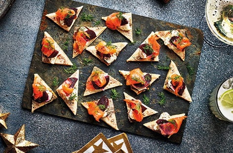 Image of "Smoked salmon and beetroot bites"