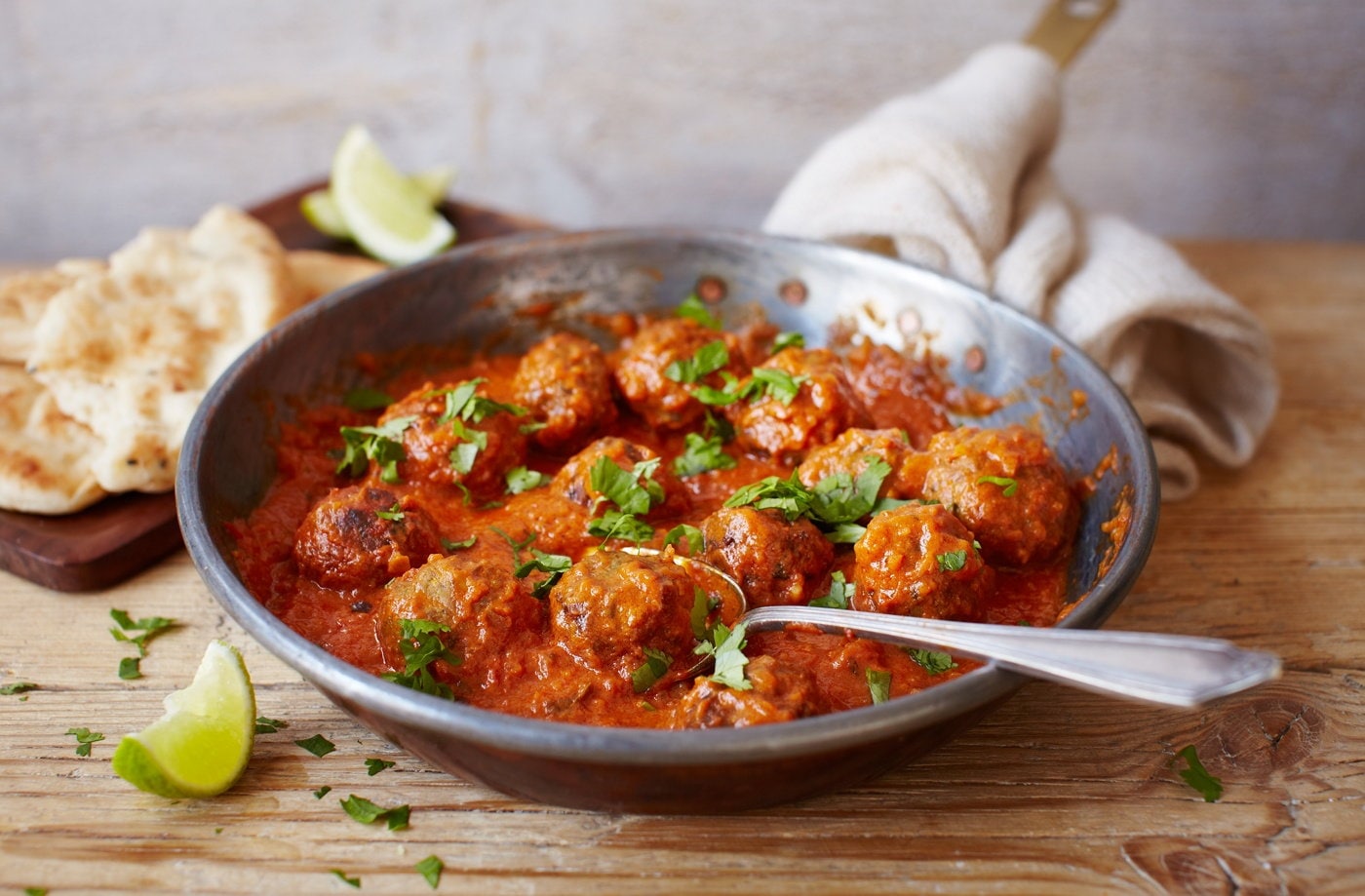 Lamb kofte curry