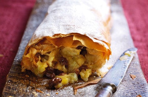 Apple strudel