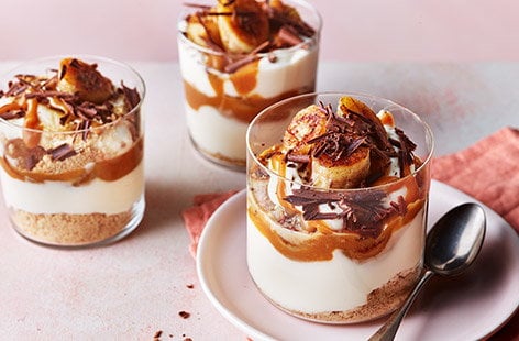 Image of "Cinnamon banana trifle pots"